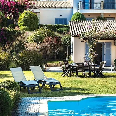 Sleeps 6 Air Con Wifi Villa Sparta